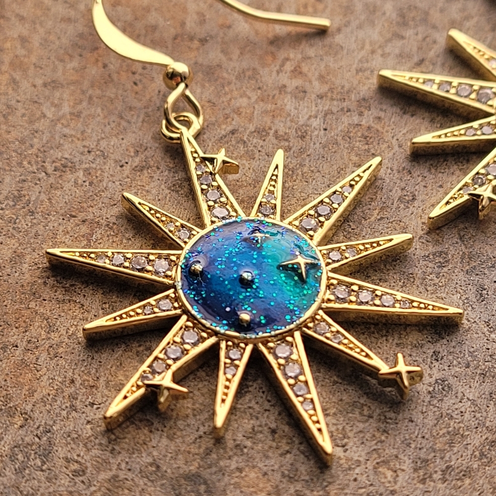 18k Gold Zicronia Sun & Stars Earring - Picture 2 of 4